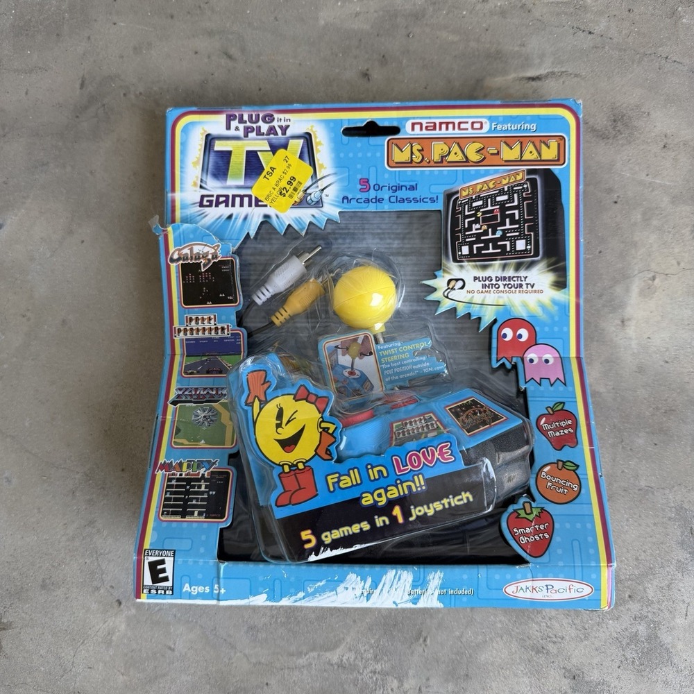 2004 JAKKS Pacific namco Featuring Ms. PAC-MAN. New, but packaging has damage.
